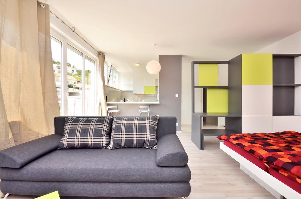 Bretia Apartments Sutivan Bagian luar foto