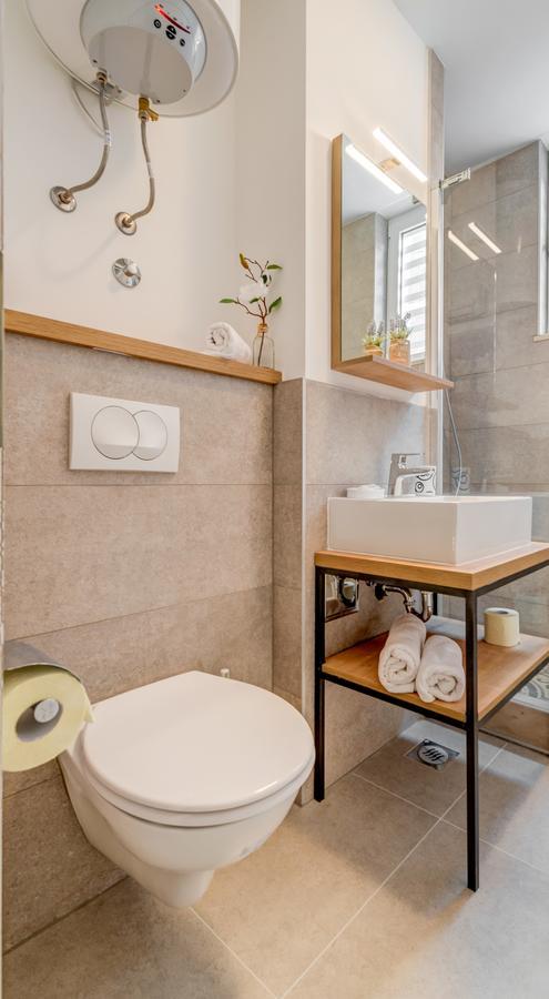 Bretia Apartments Sutivan Bagian luar foto