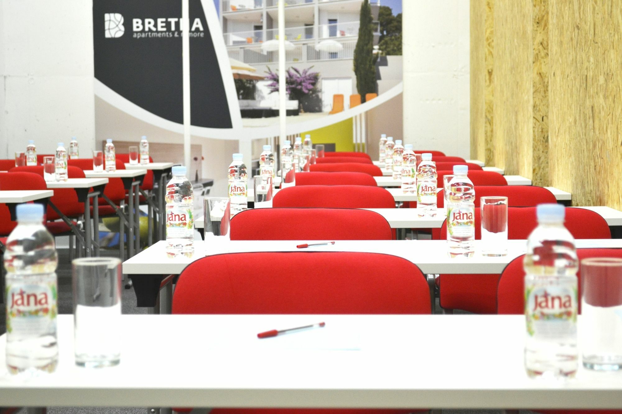 Bretia Apartments Sutivan Bagian luar foto