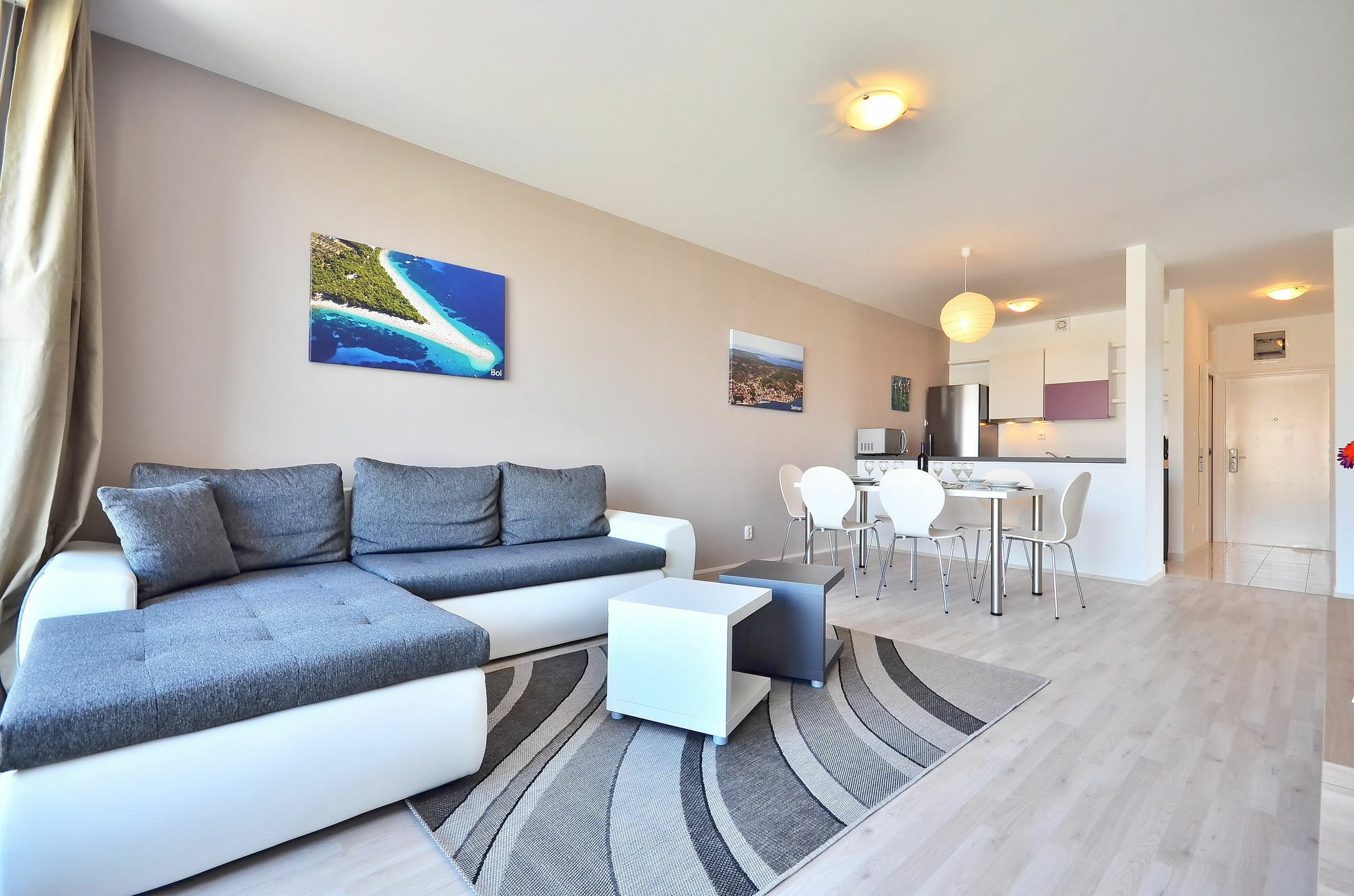 Bretia Apartments Sutivan Bagian luar foto